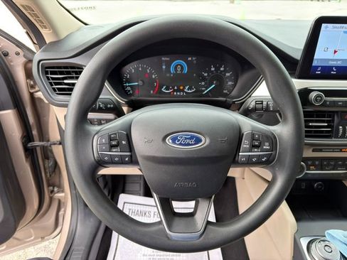 Used 2020 Ford Escape SE FWD image 27