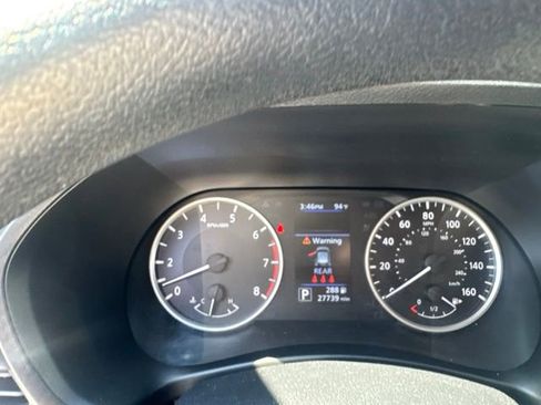 Used 2024 Nissan Sentra S FWD image 5