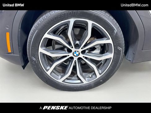 Used 2022 BMW X4 xDrive30i w/ Premium Package 2 AWD/4WD image 9