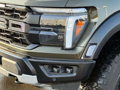 Used 2025 Ford F150 Raptor image 9