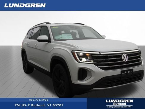 New 2026 Volkswagen Atlas SE image 1