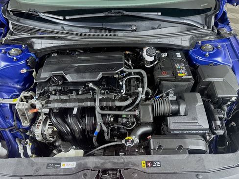 Used 2023 Hyundai Elantra SEL FWD image 27