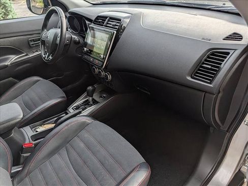 Used 2024 Mitsubishi Outlander Sport AWD image 13