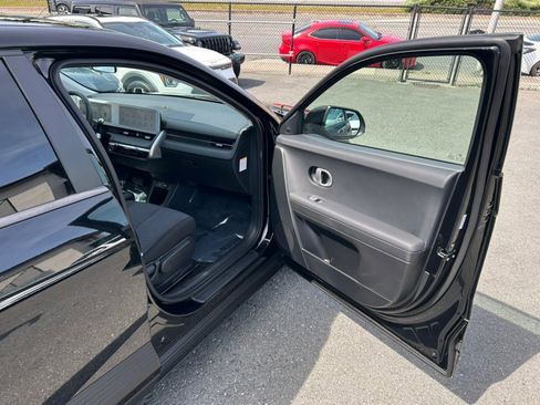 Used 2024 Hyundai Ioniq 5 SE image 43