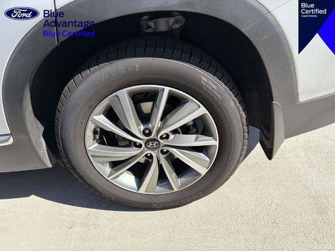 Used 2019 Hyundai Santa Fe FWD image 14