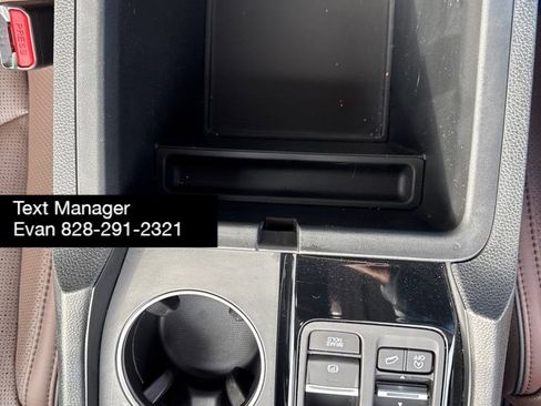 Used 2025 Honda Pilot Elite image 31