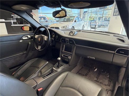 Used 2006 Porsche 911 Carrera S image 19