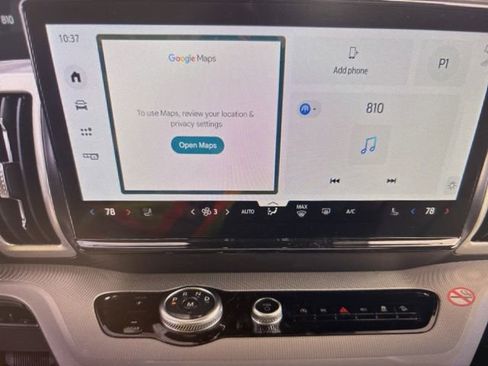 Used 2025 Ford Expedition Active image 30