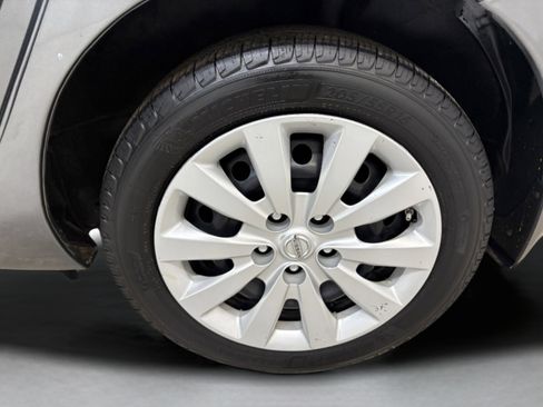 Used 2015 Nissan Leaf S w/ Charge Package image 7