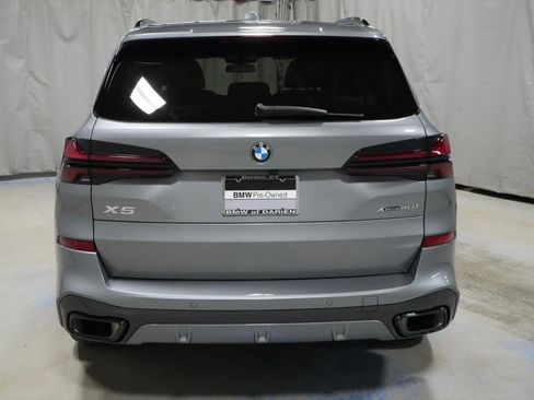 Used 2024 BMW X5 xDrive40i w/ M Sport Package image 18