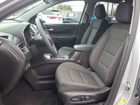 Certified 2018 Chevrolet Equinox LT image 11