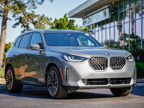 New 2026 BMW X3 xDrive30i w/ Premium Package AWD/4WD image 1