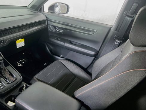 Used 2025 Honda CR-V Sport image 23