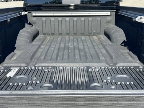 Used 2023 Nissan Frontier Pro-X w/ Pro Convenience Package image 12