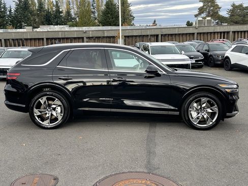 Used 2025 Genesis Electrified GV70 Advanced w/ Prestige Package image 10