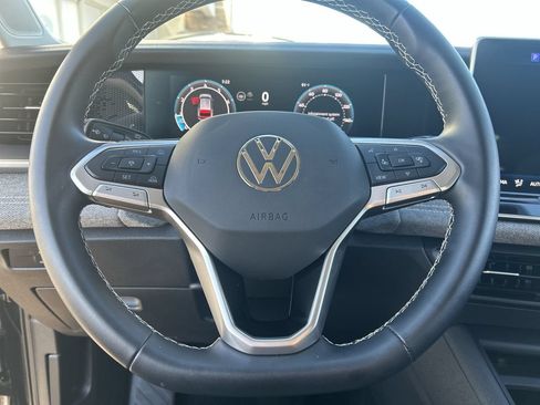 Certified 2026 Volkswagen Tiguan S FWD image 19