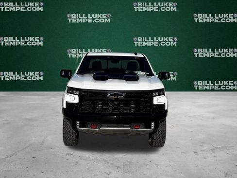 Used 2022 Chevrolet Silverado 1500 ZR2 w/ Technology Package image 4