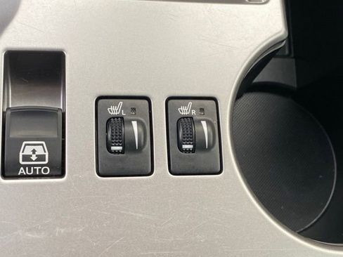 Used 2024 Toyota 4Runner SR5 Premium image 23