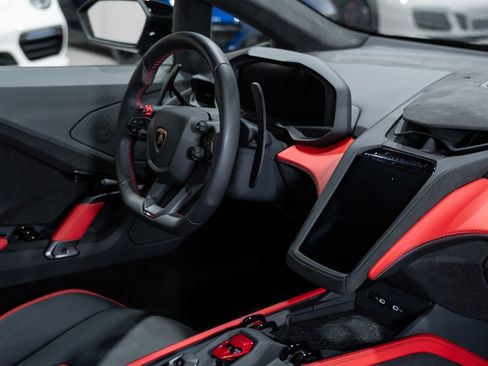 Used 2026 Lamborghini Temerario AWD/4WD image 51