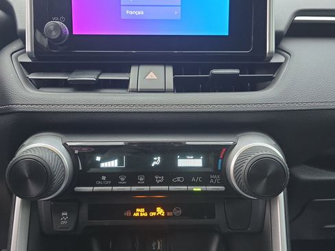 Used 2023 Toyota RAV4 LE image 21