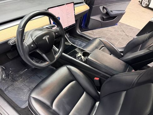 Used 2018 Tesla Model 3 Mid Range RWD image 29
