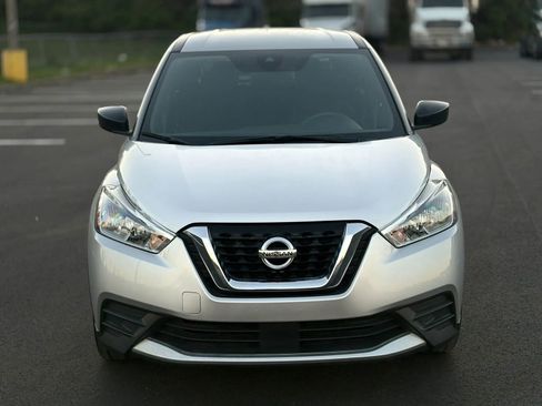Used 2020 Nissan Kicks S image 12