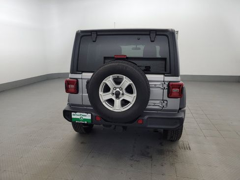 Used 2018 Jeep Wrangler Unlimited Sport S AWD/4WD image 7