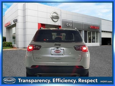Used 2023 Jeep Compass Limited w/ Elite Group AWD/4WD image 6