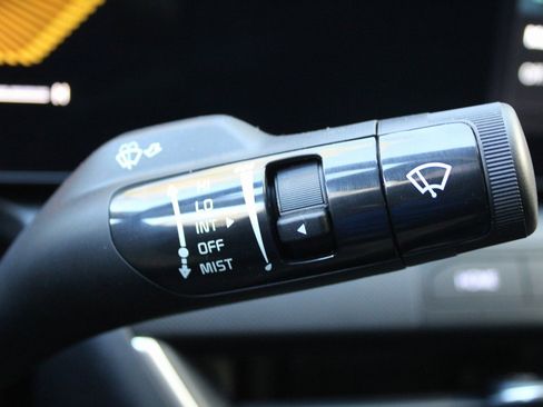 New 2025 Kia K4 LX image 28