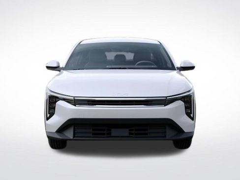New 2026 Kia K4 FWD image 2
