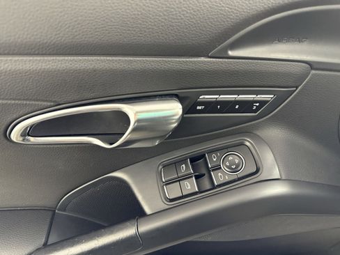Used 2013 Porsche Boxster image 15