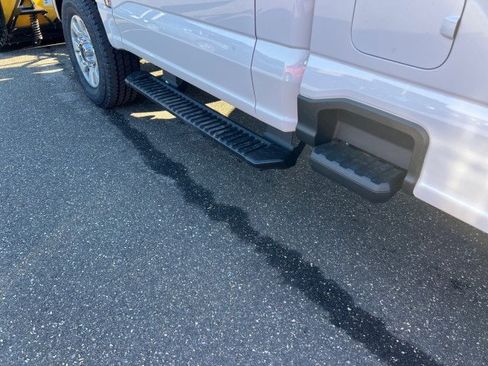 New 2024 Ford F350 XLT w/ FX4 Off-Road Package image 24