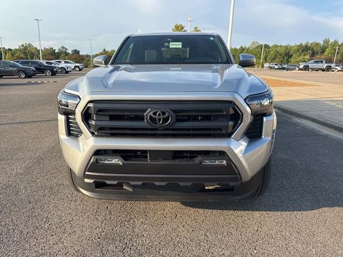 New 2025 Toyota Tacoma SR5 AWD/4WD image 8