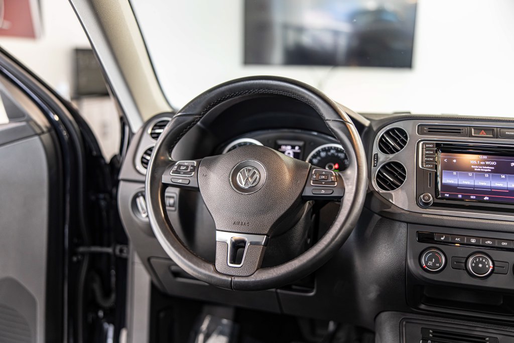 Used 2017 Volkswagen Tiguan S AWD/4WD image 34