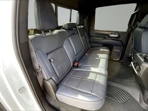 Used 2024 Chevrolet Silverado 3500 High Country w/ High Country Premium Package AWD/4WD image 27