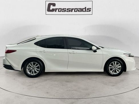 Used 2025 Toyota Camry LE FWD image 6