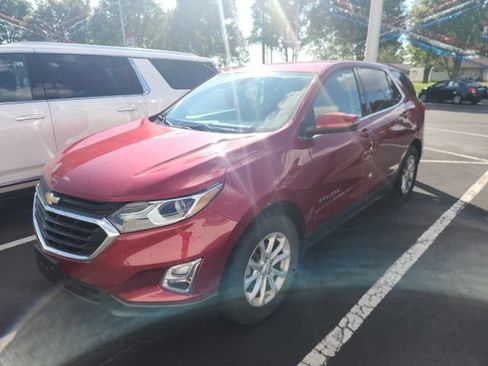 Used 2018 Chevrolet Equinox LT FWD image 1