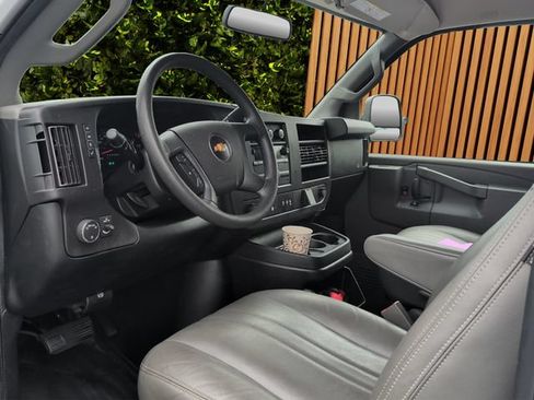 Used 2020 Chevrolet Express 2500 w/ Driver Convenience Package RWD image 7