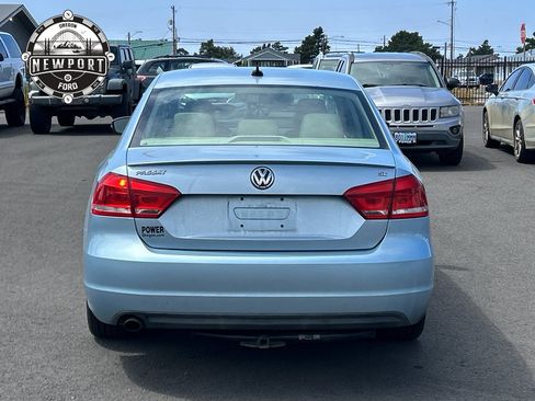 Used 2013 Volkswagen Passat 2.5 SE FWD image 5