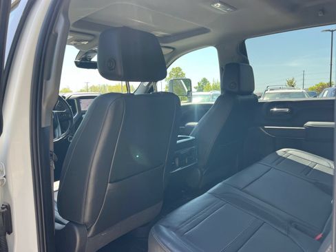 Used 2022 GMC Sierra 3500 Denali w/ Denali Ultimate Package AWD/4WD image 16