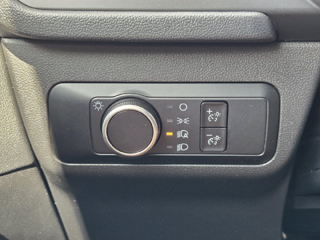 Used 2025 Ford Escape ST-Line AWD/4WD image 30