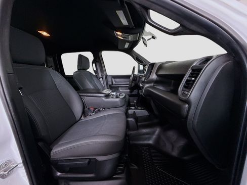 Used 2022 RAM 2500 Tradesman w/ Chrome Appearance Group image 29