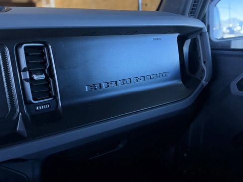 Used 2023 Ford Bronco Big Bend AWD/4WD image 37
