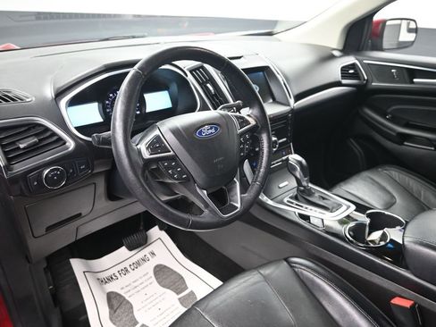 Used 2018 Ford Edge Titanium w/ Equipment Group 301A image 13