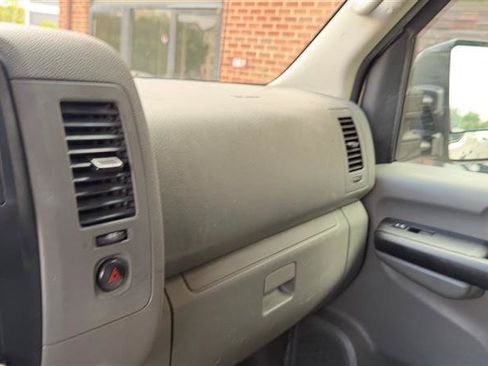 Used 2020 Nissan NV 2500 SV RWD image 22