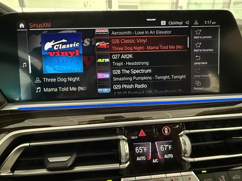 Used 2021 BMW X5 xDrive40i w/ Premium Package image 31