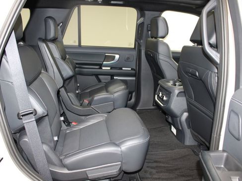New 2025 Ford Expedition Platinum w/ Stealth Performance Package image 34