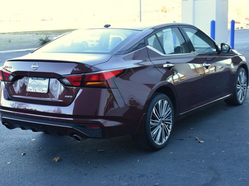 Used 2024 Nissan Altima 2.5 SL image 6