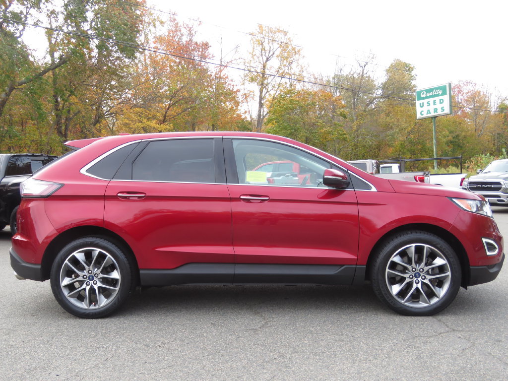 Used 2016 Ford Edge Titanium w/ Equipment Group 302A AWD/4WD image 4