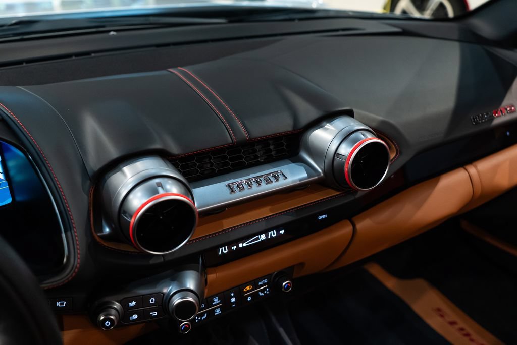 Certified 2023 Ferrari 812 GTS RWD image 36